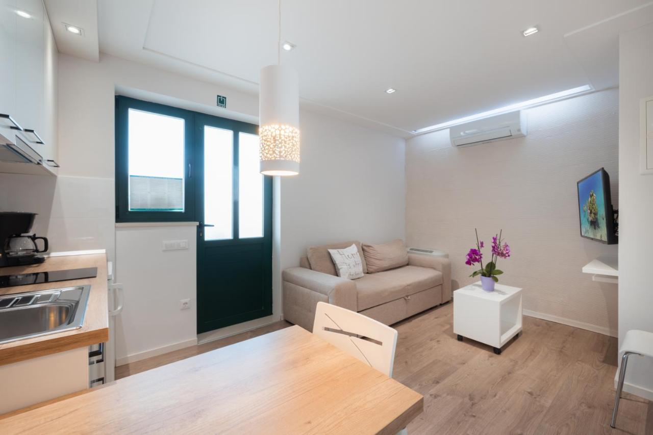 Apartments Simun Brela Dış mekan fotoğraf